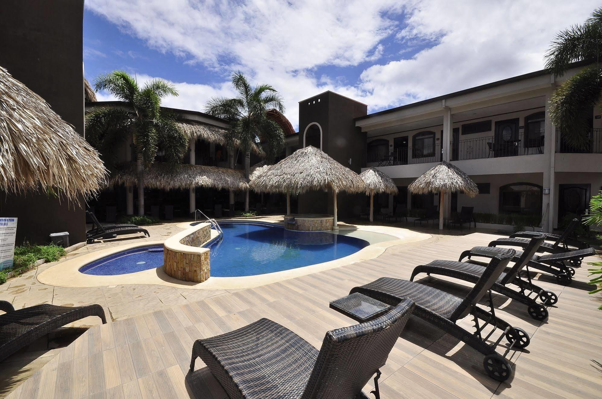 Hotel Colono Beach Coco Exterior photo